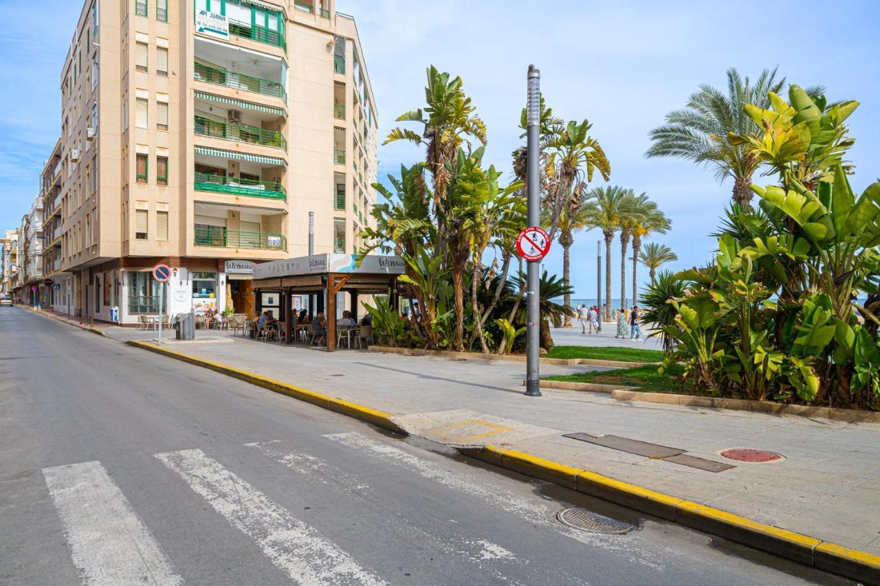 Casa Terra: Apartment 50 Meters From The Beach トレビエハ エクステリア 写真